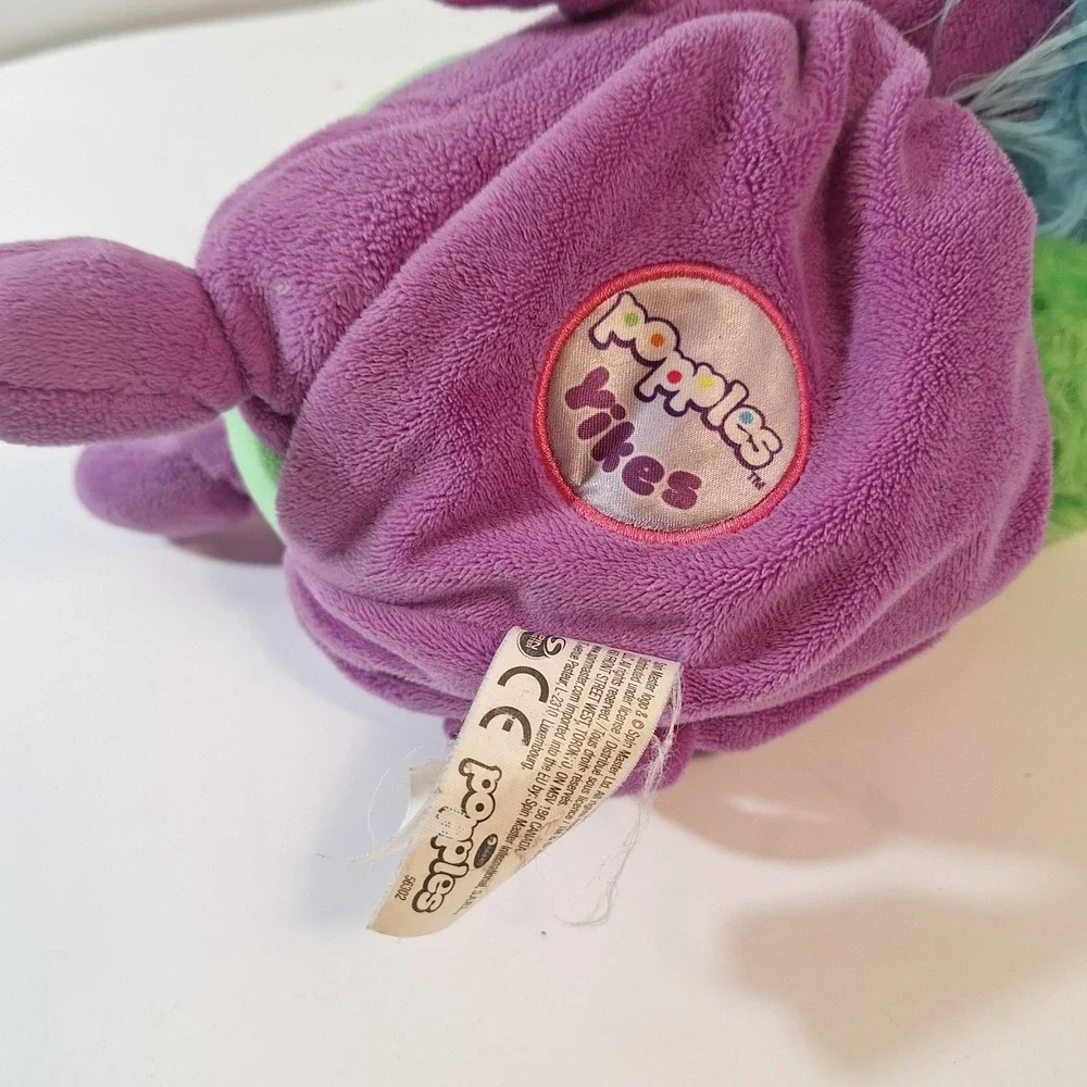 SPIN MASTER NETFLIX POPPLES YIKES PURPLE GREEN BLUE PLUSH 2015‎